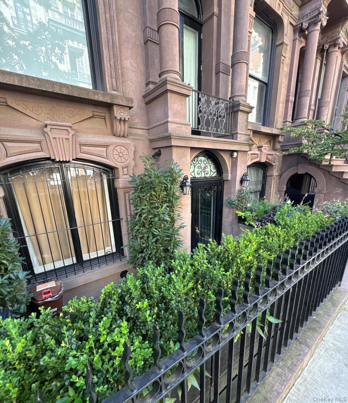 18 E 63rd Street Unit: 1 thumbnail 8