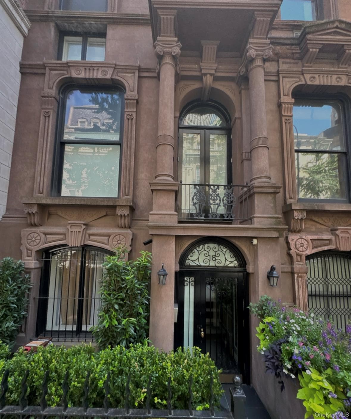18 E 63rd Street Unit: 1 thumbnail 2