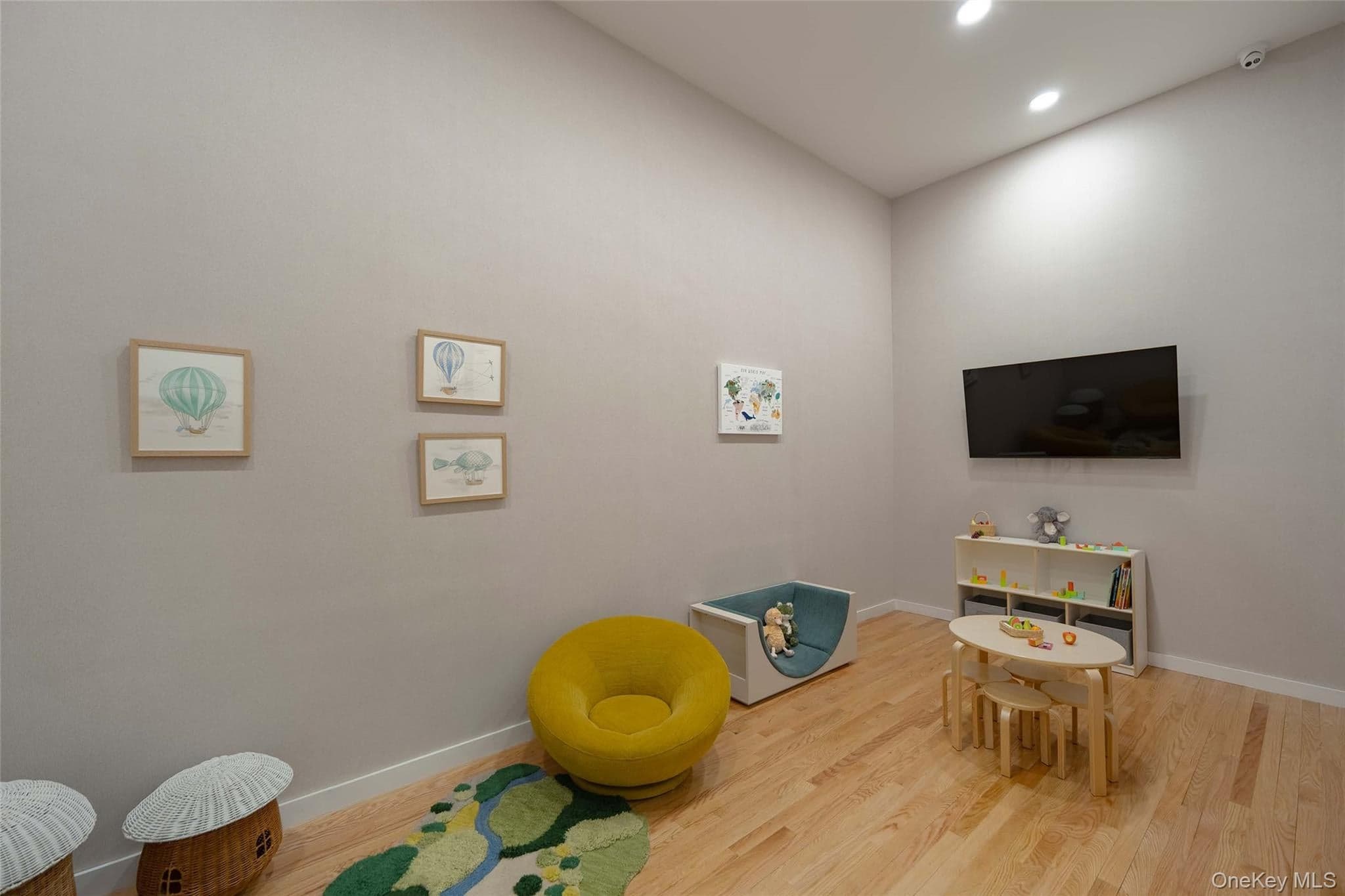 78-29 Austin Street Unit: PH2K thumbnail 22