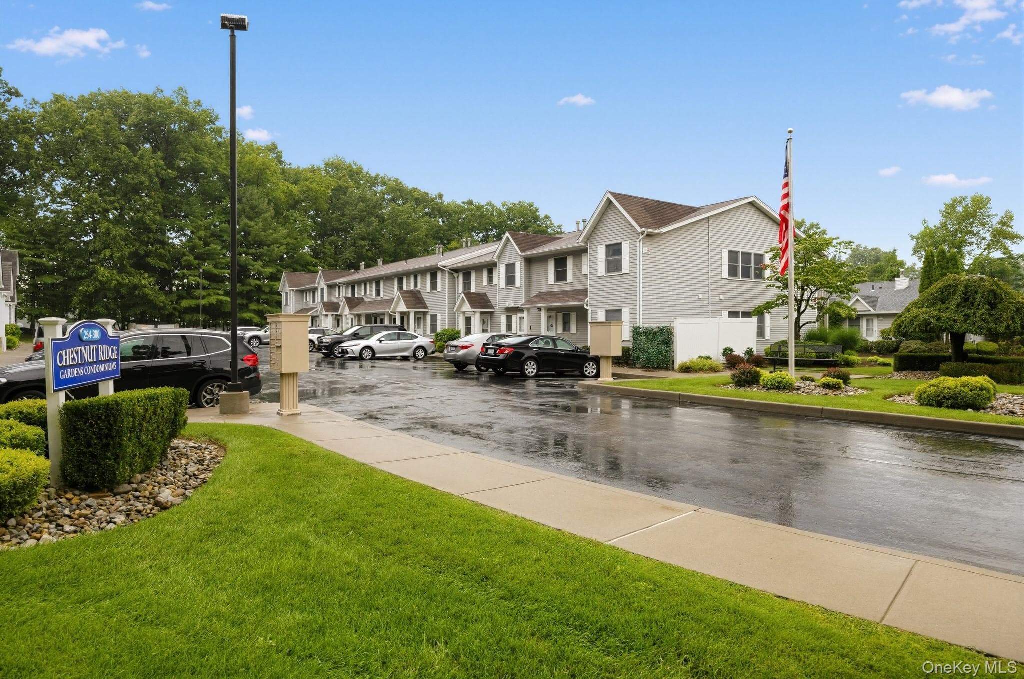 292 Hubert Humphrey Drive thumbnail 2