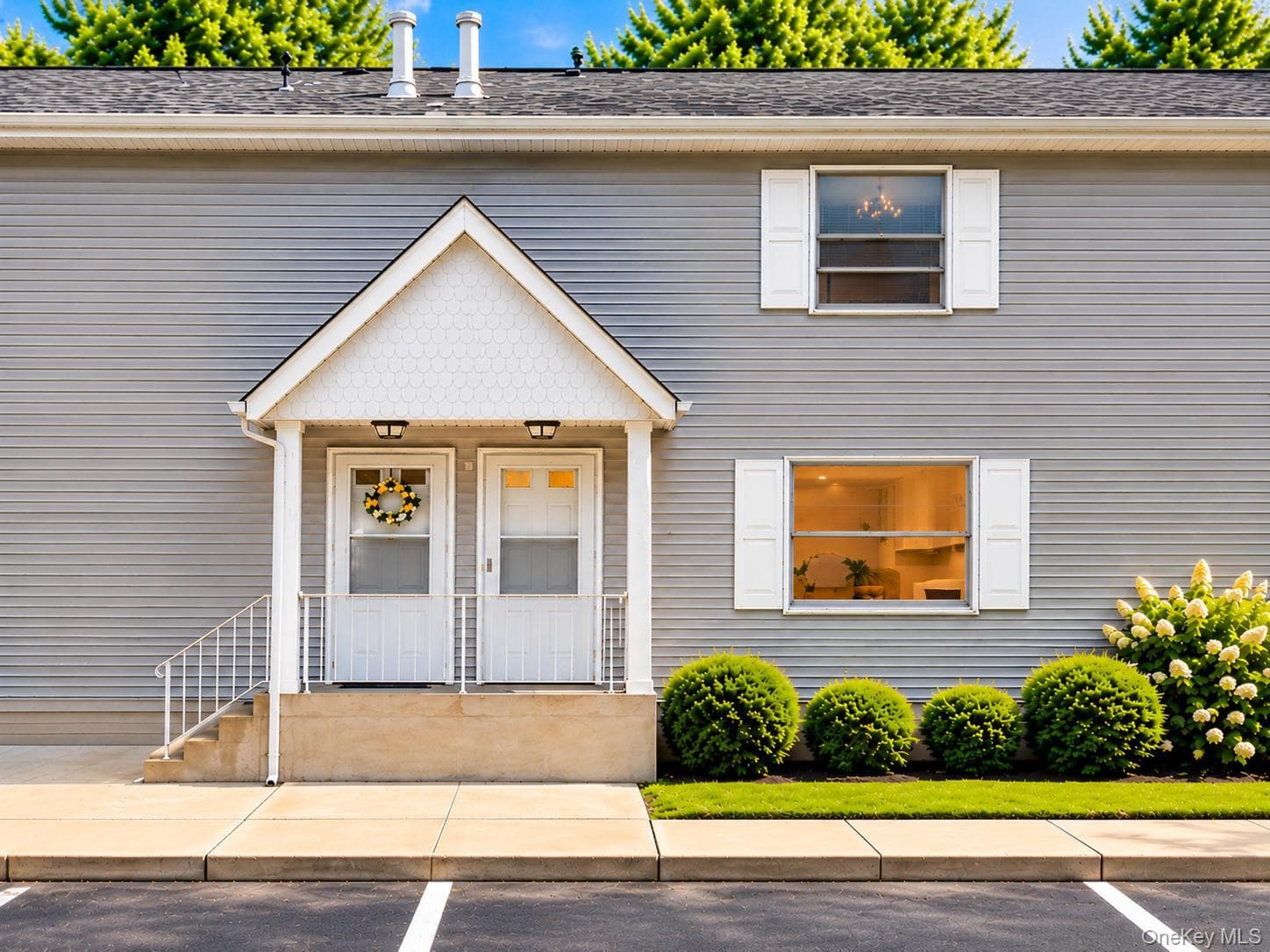 292 Hubert Humphrey Drive, Spring Valley