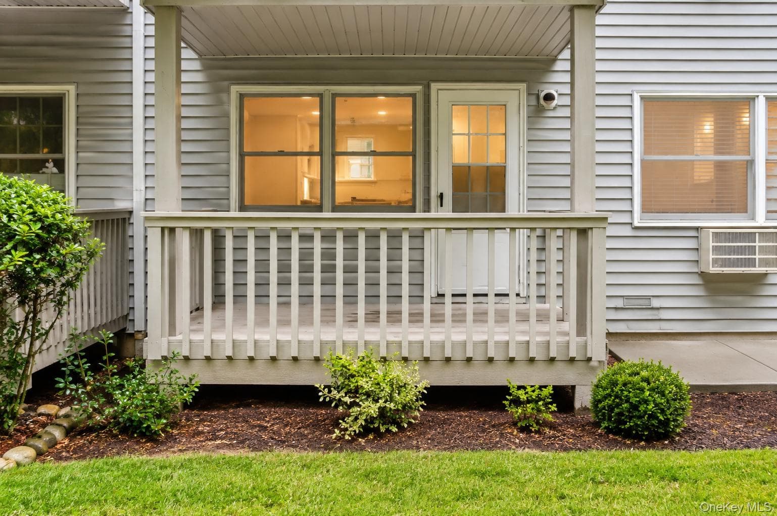 292 Hubert Humphrey Drive thumbnail 3