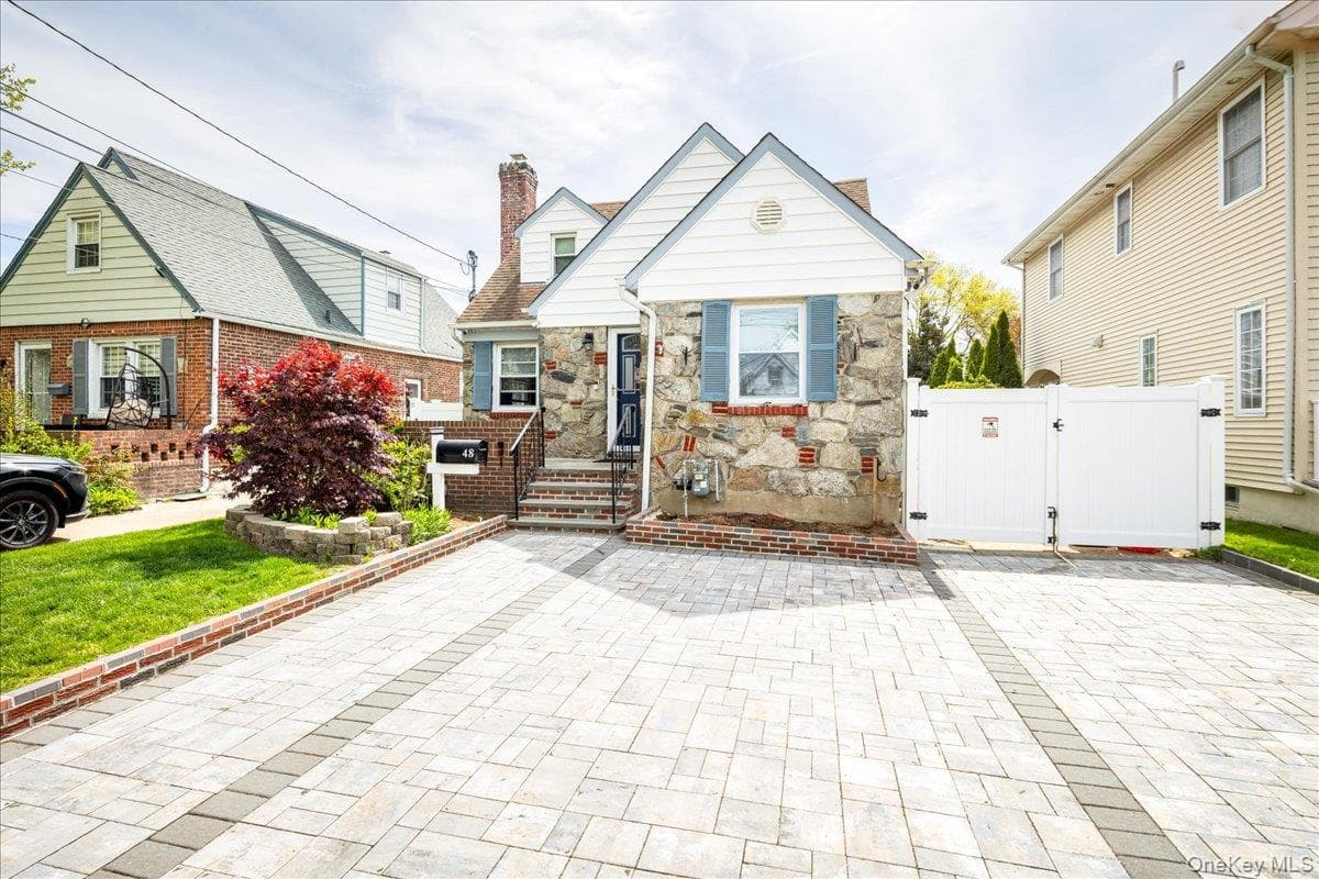 48 Hommell Street thumbnail 2