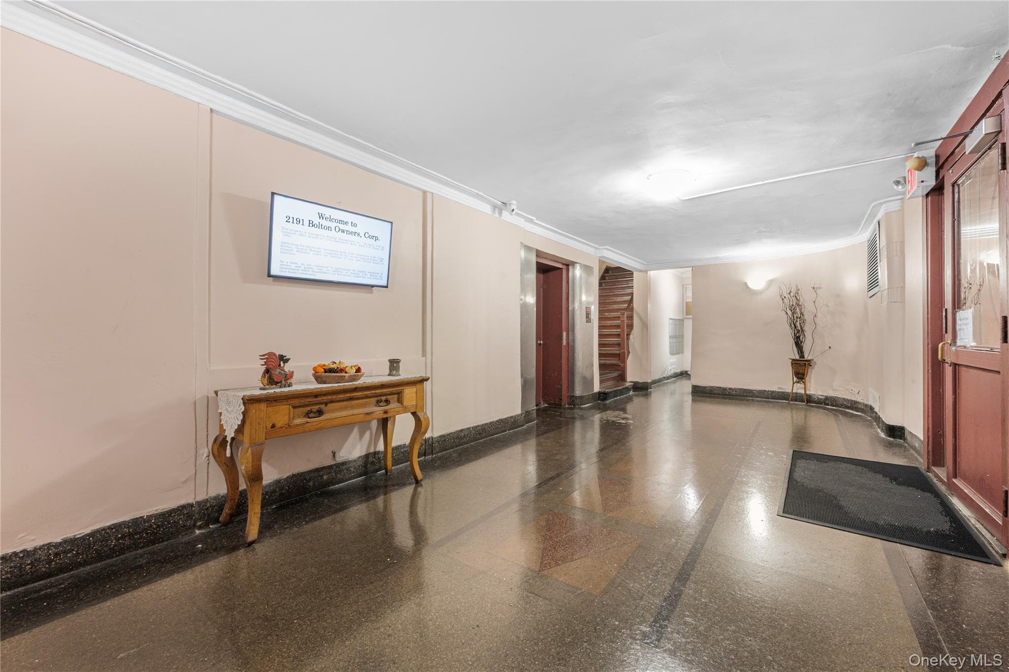 2191 Bolton Street Unit: 5E thumbnail 2