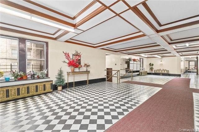 2922 Barnes Avenue Unit: 6E, Bronx