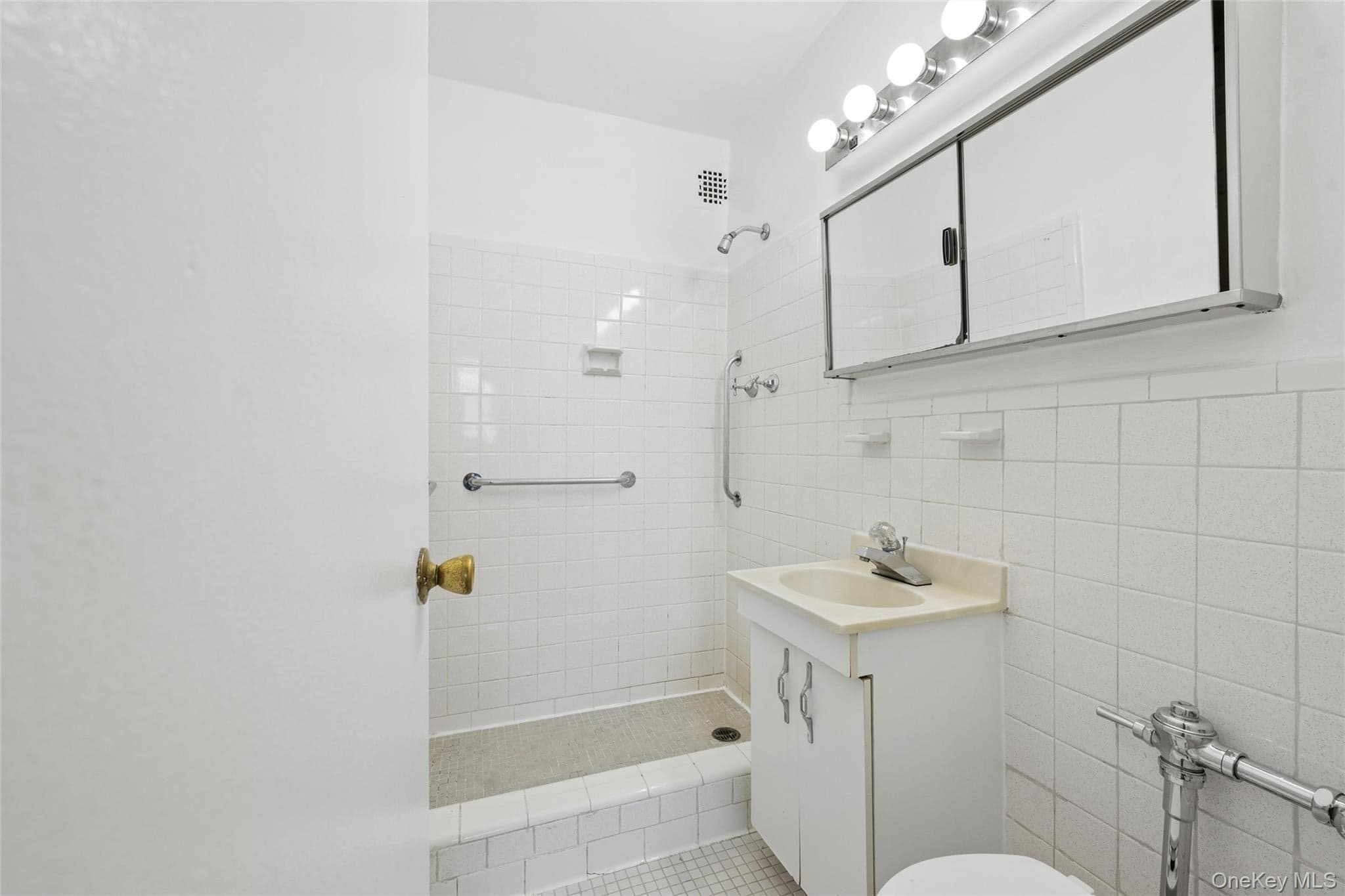23-35 Bell Blvd. Blvd Unit: 4H thumbnail 18
