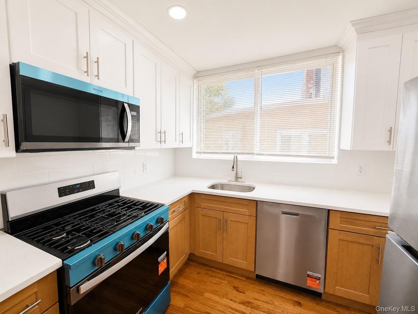 2887 Lamport Place thumbnail 4