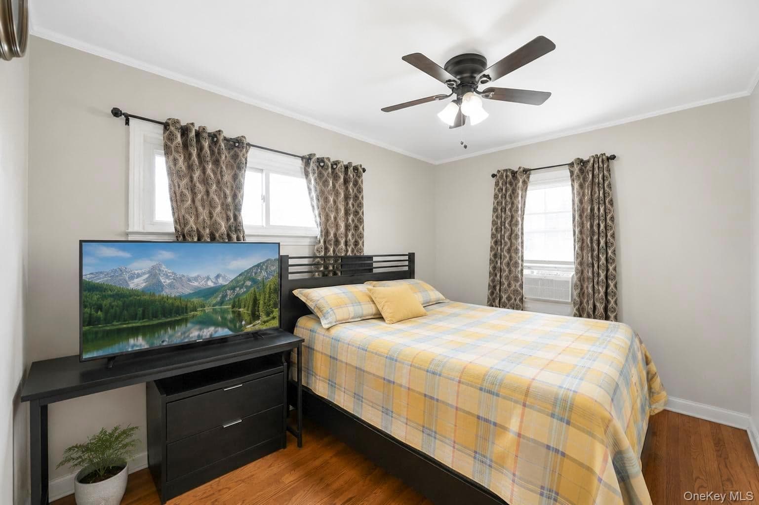 52 E Fenimore Street thumbnail 20