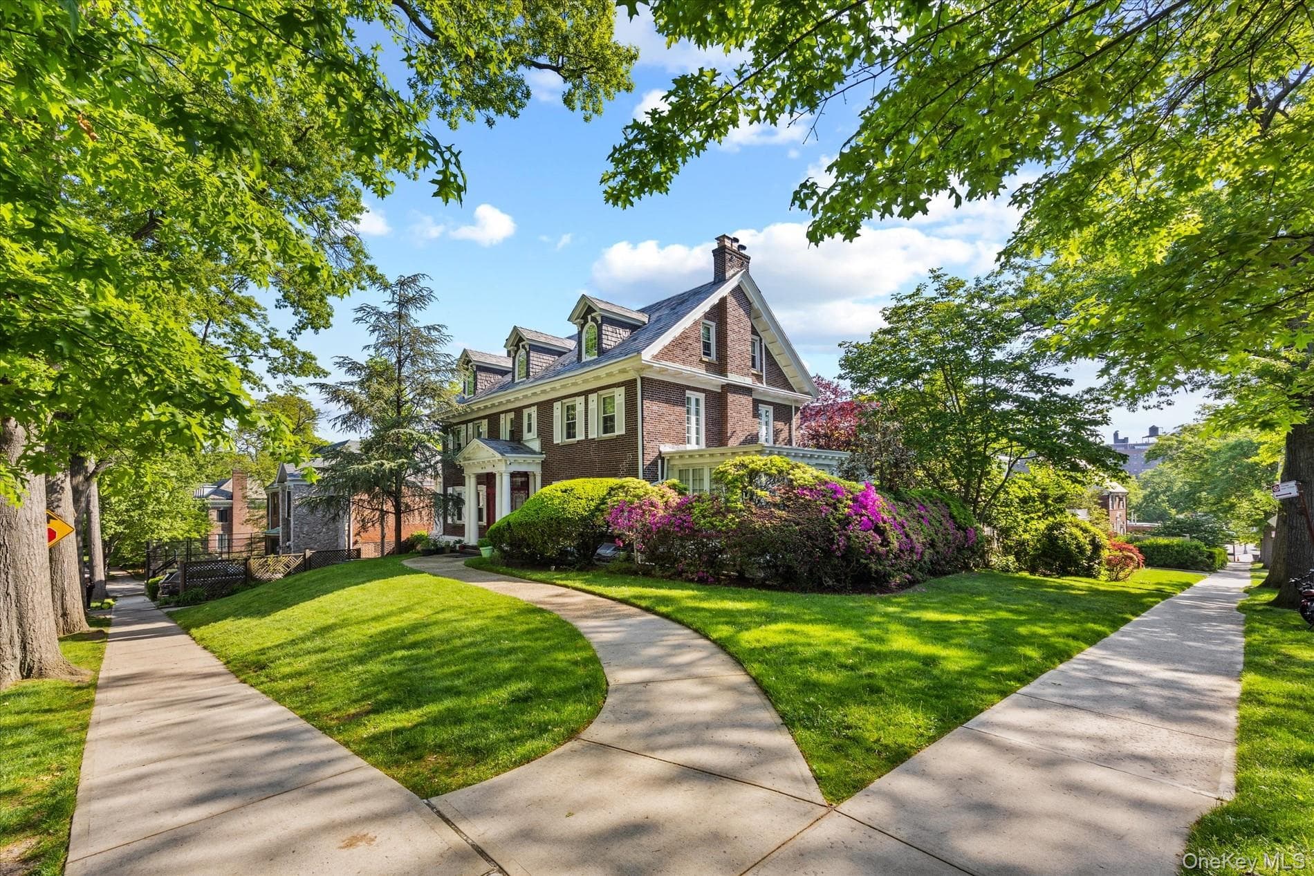 8273 Beverly Road, Kew Gardens