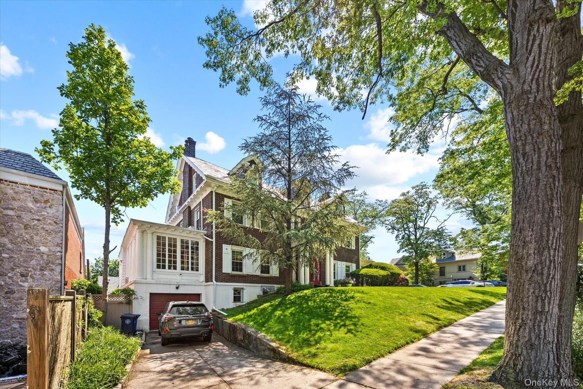 8273 Beverly Road thumbnail 2