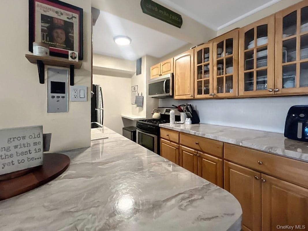 130 Beach 121st Street Unit: 3B thumbnail 4