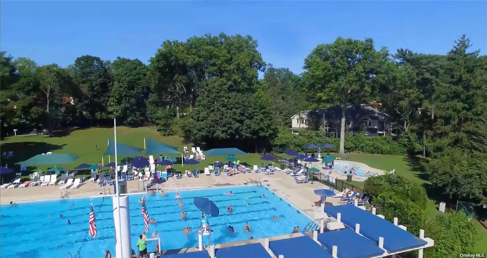 218 Middle Neck Road Unit: 205 thumbnail 24