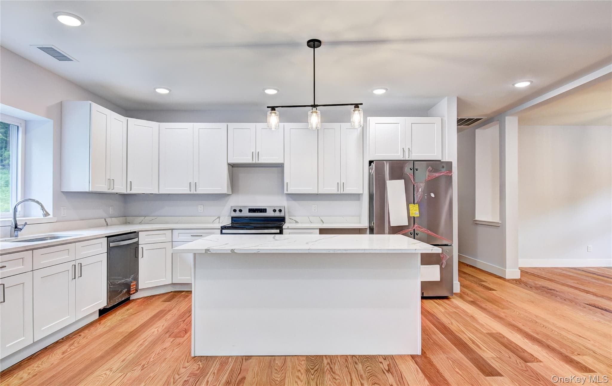 12 Tamarack Drive thumbnail 13