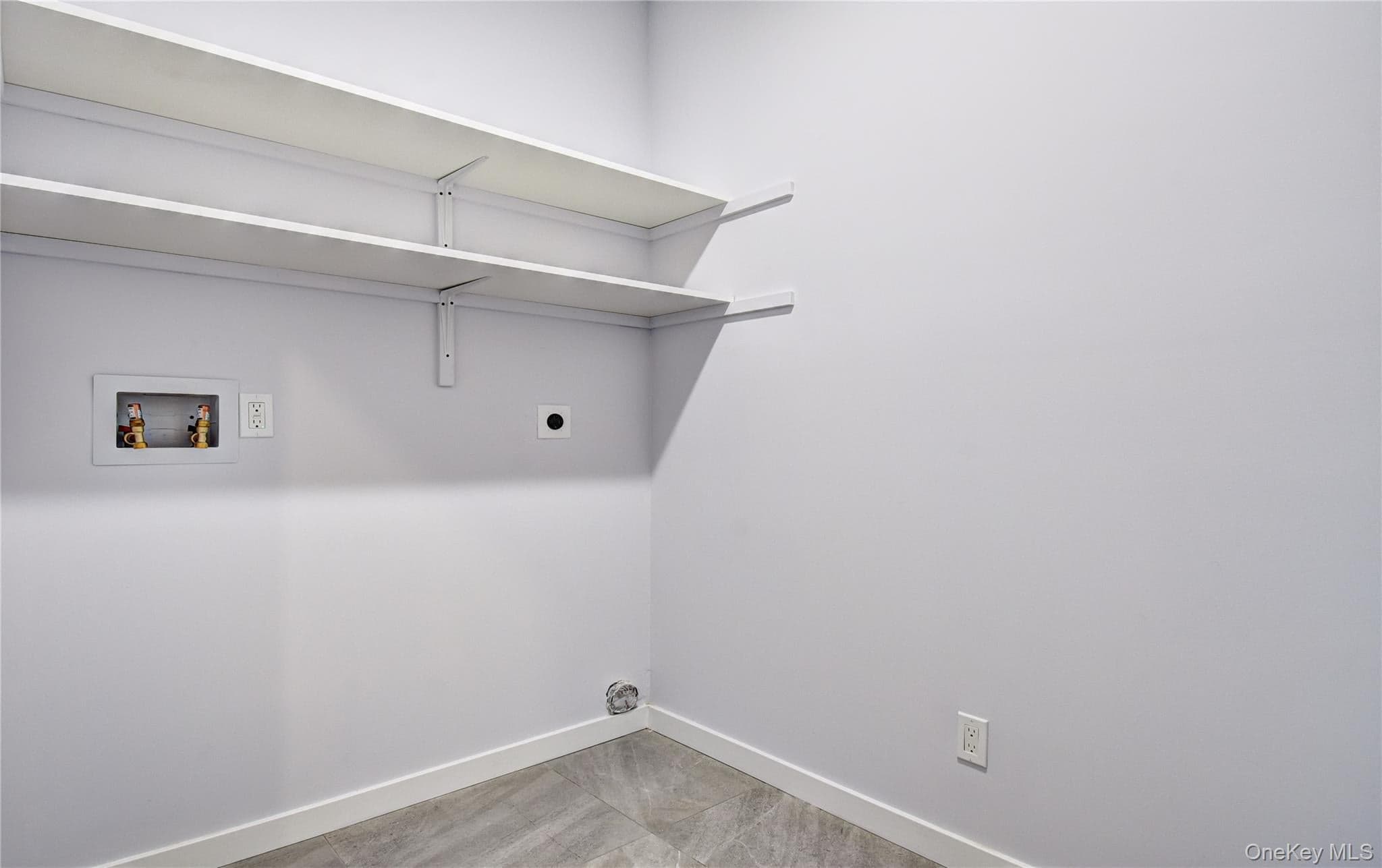 12 Tamarack Drive thumbnail 19