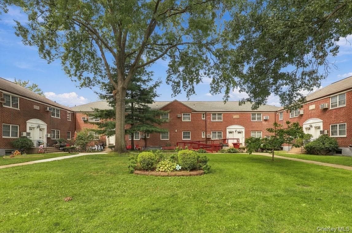 249-33 60th Avenue Unit: LOWER thumbnail 3