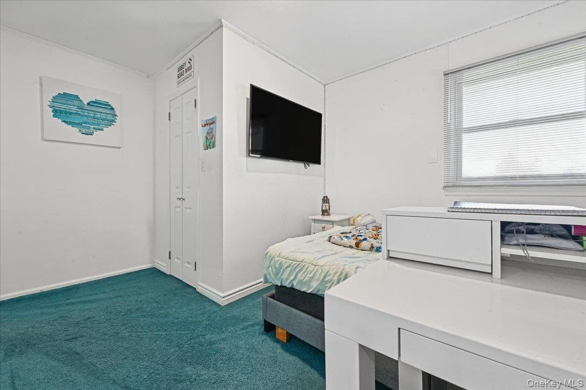 698 Edgewood Drive thumbnail 21