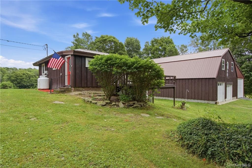 308 Jackson Road thumbnail 32