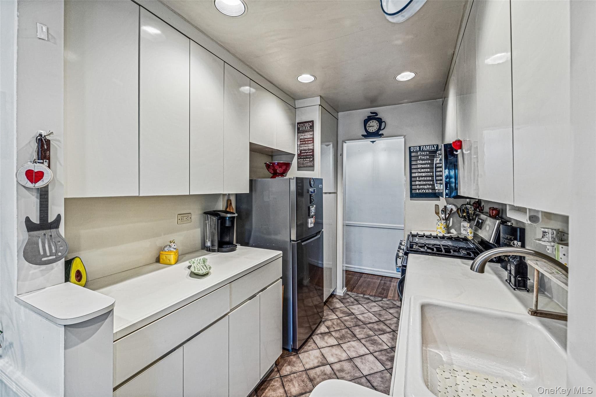 8429 153rd Avenue Unit: 3CD thumbnail 11