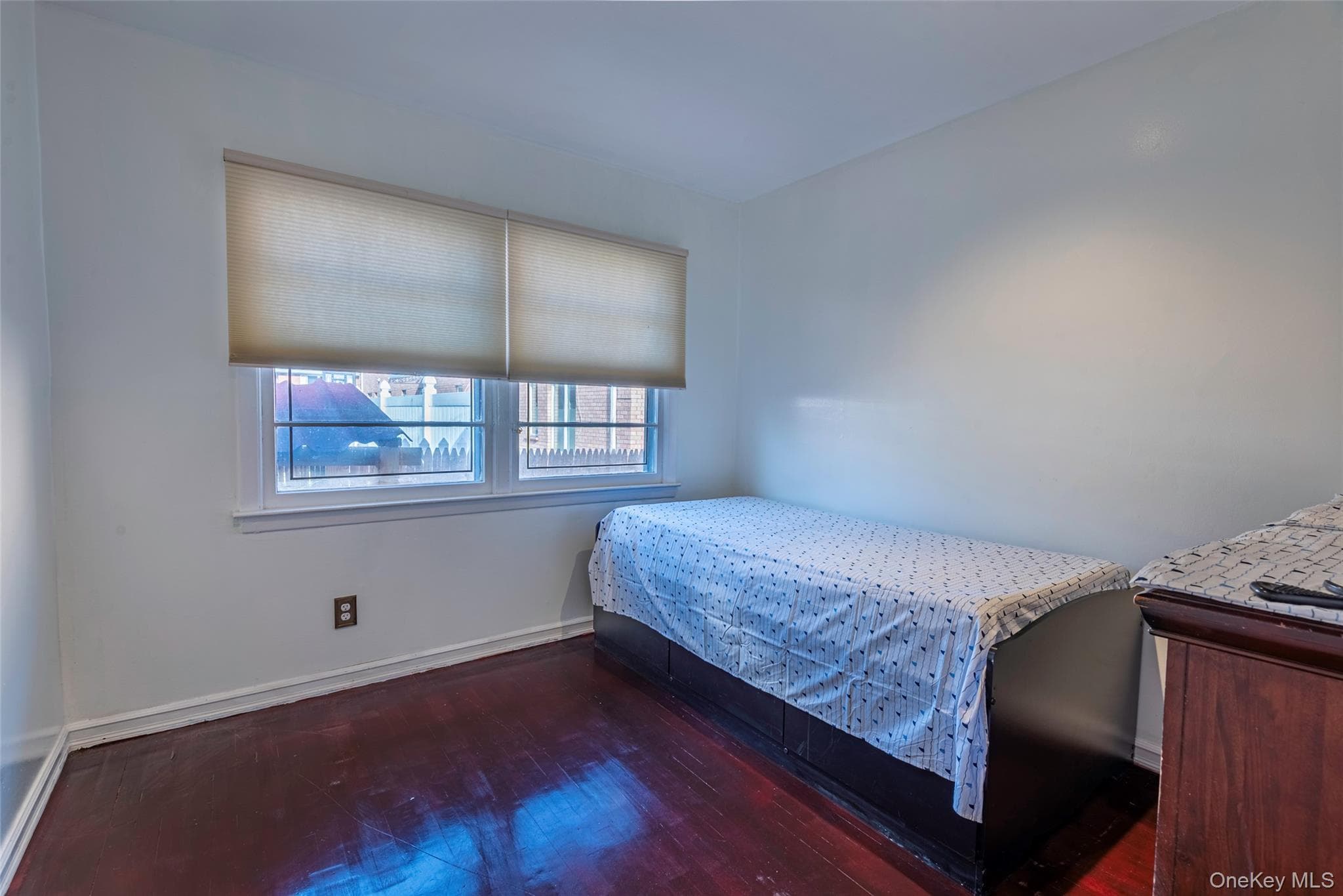 244-19 Grand Central Parkway thumbnail 14