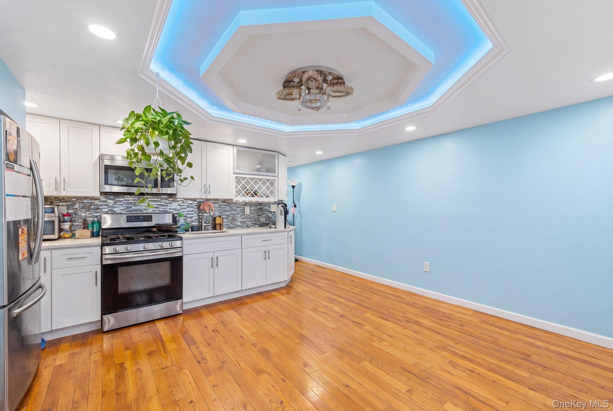 212 Bradford Street thumbnail 19