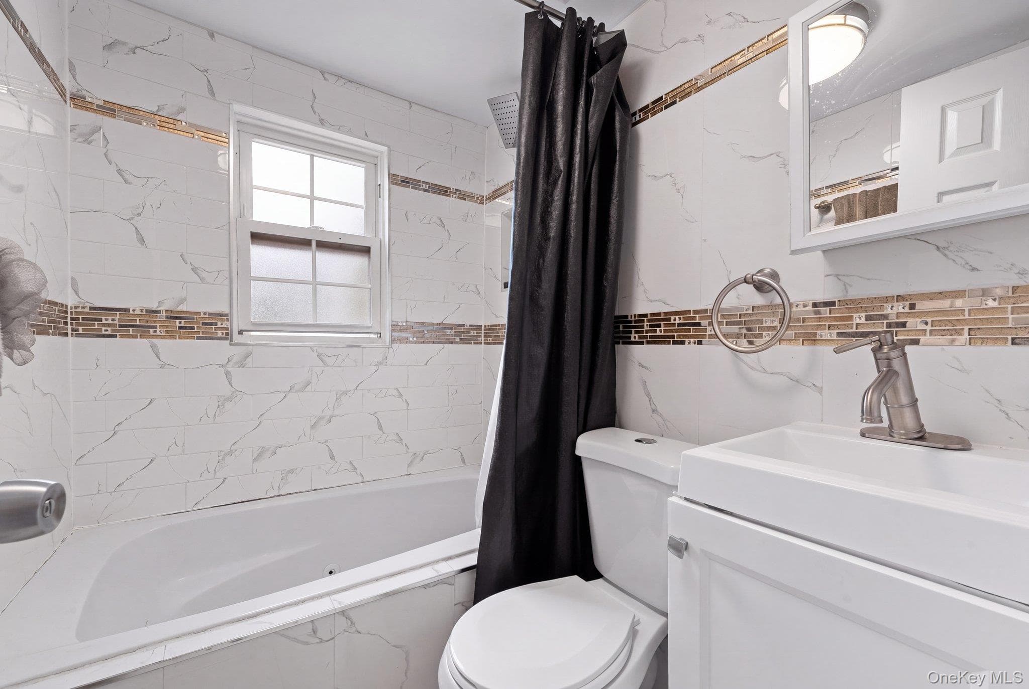 212 Bradford Street thumbnail 18