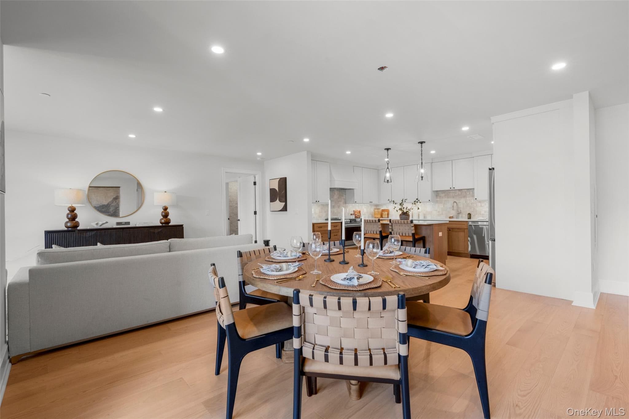 25 S Riverside Avenue Unit: 211 thumbnail 9