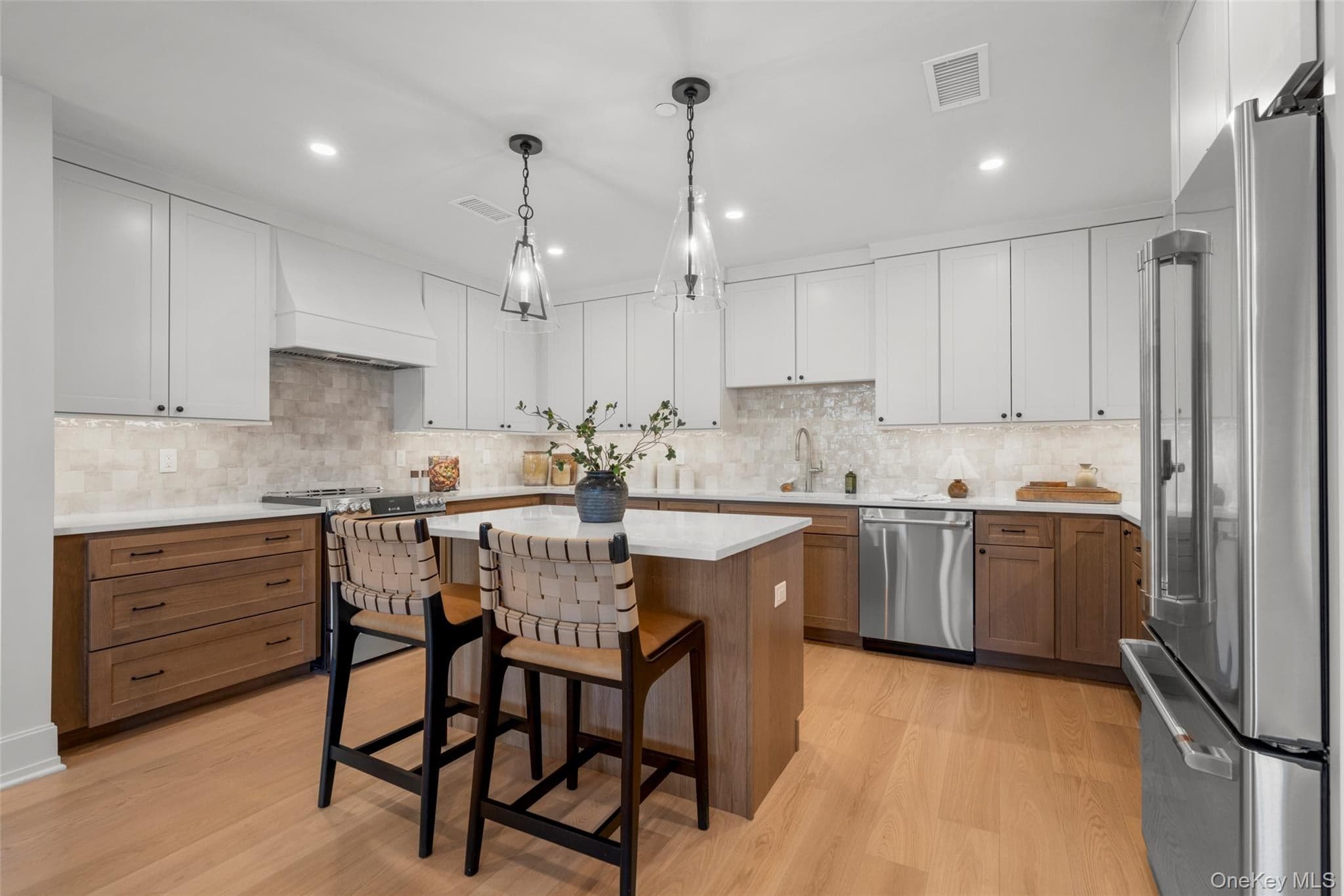25 S Riverside Avenue Unit: 211 thumbnail 6