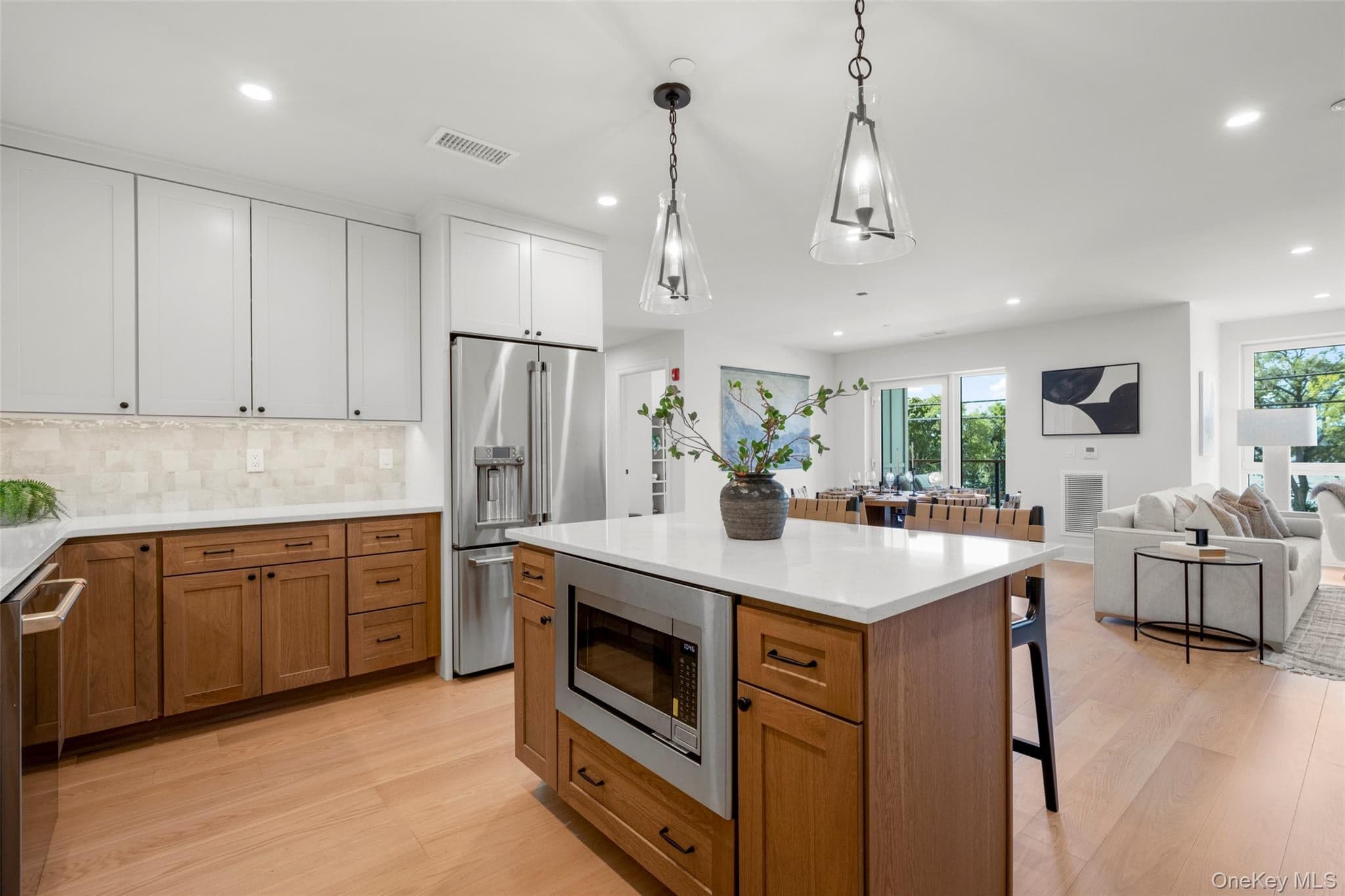 25 S Riverside Avenue Unit: 211 thumbnail 14