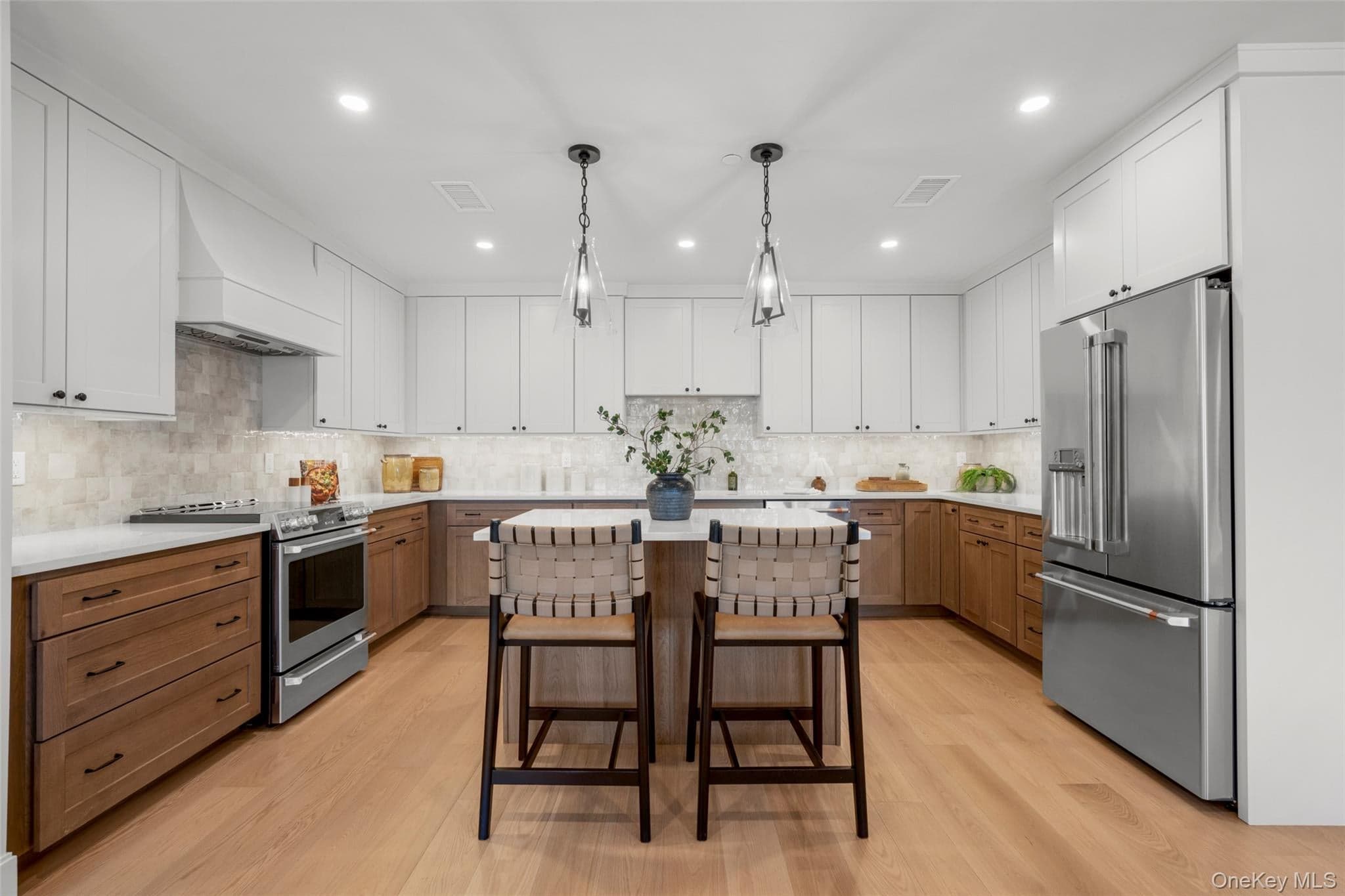 25 S Riverside Avenue Unit: 211 thumbnail 4