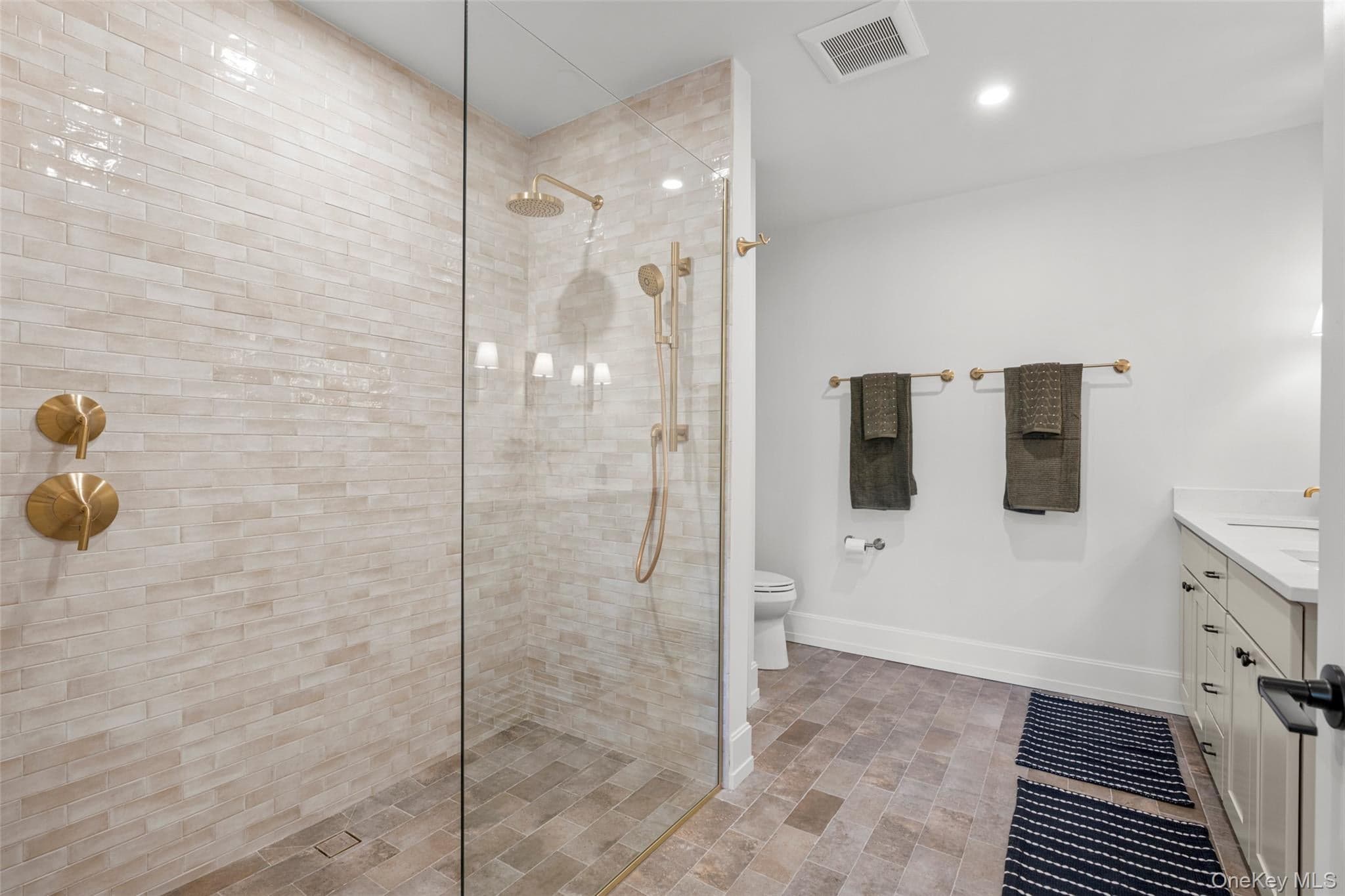 25 S Riverside Avenue Unit: 211 thumbnail 18