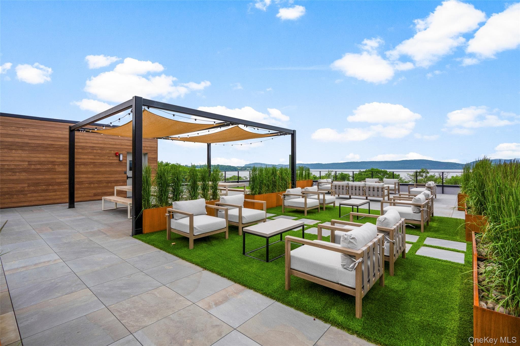 25 S Riverside Avenue Unit: 211 thumbnail 36