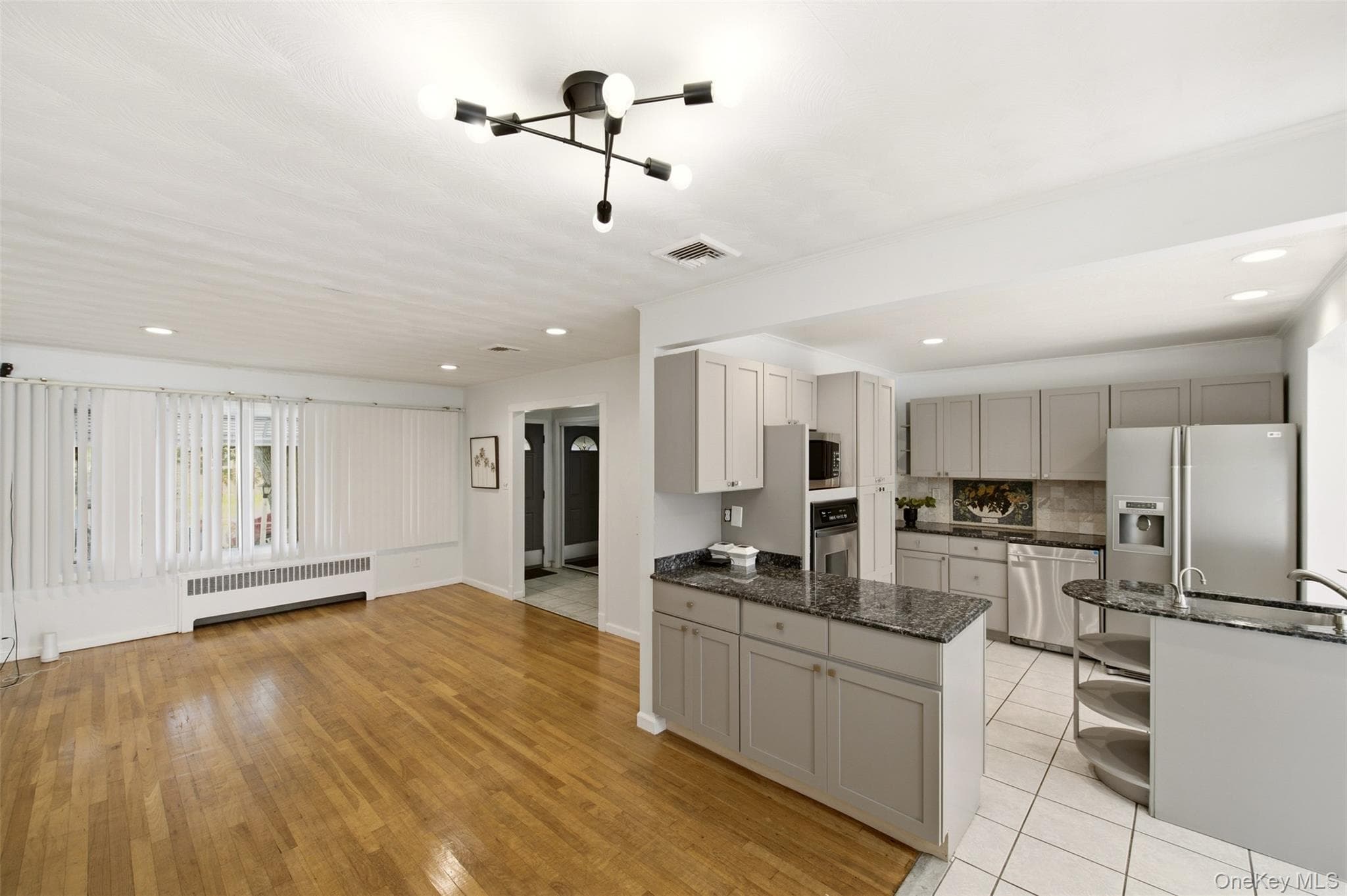 160 Clearmeadow Drive thumbnail 3