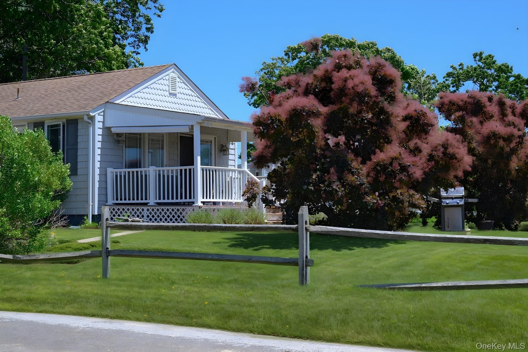 136 Bayview Avenue thumbnail 2