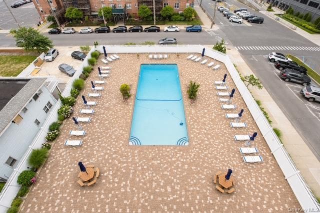 210 E Broadway Unit: 6L thumbnail 19