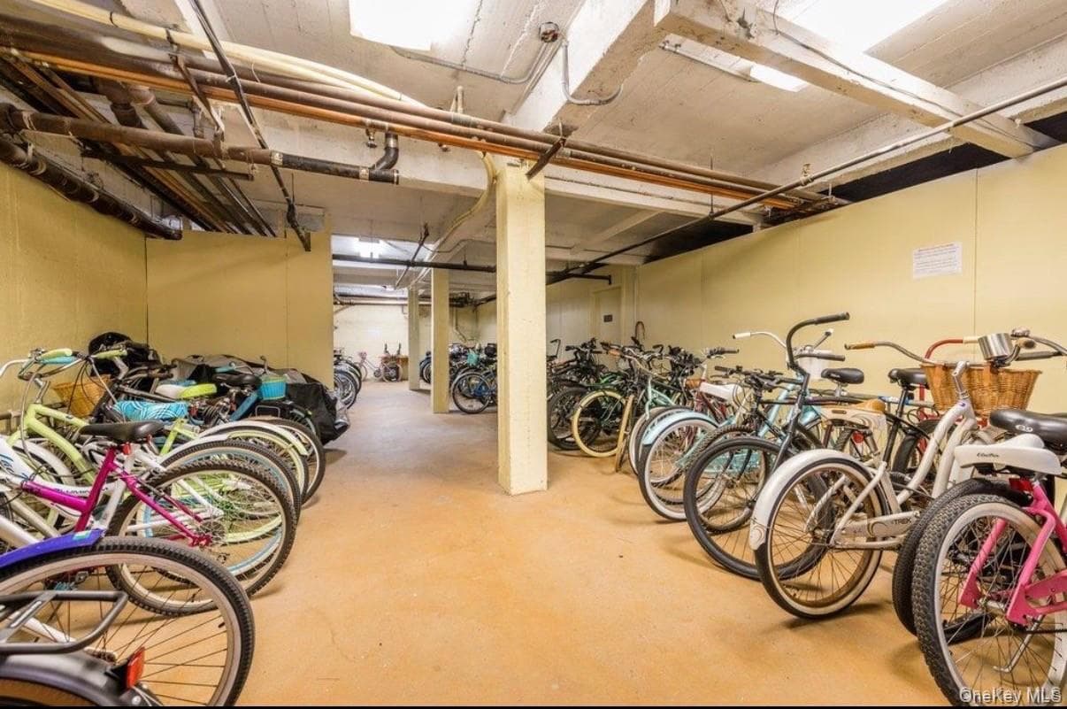 210 E Broadway Unit: 6L thumbnail 12