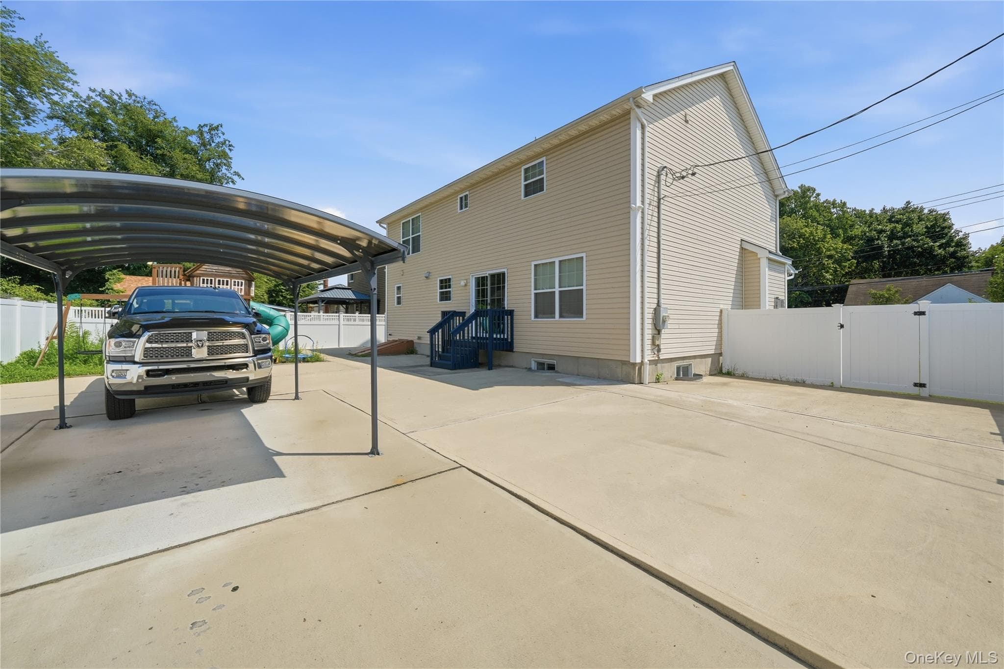 59 Southard Avenue thumbnail 25