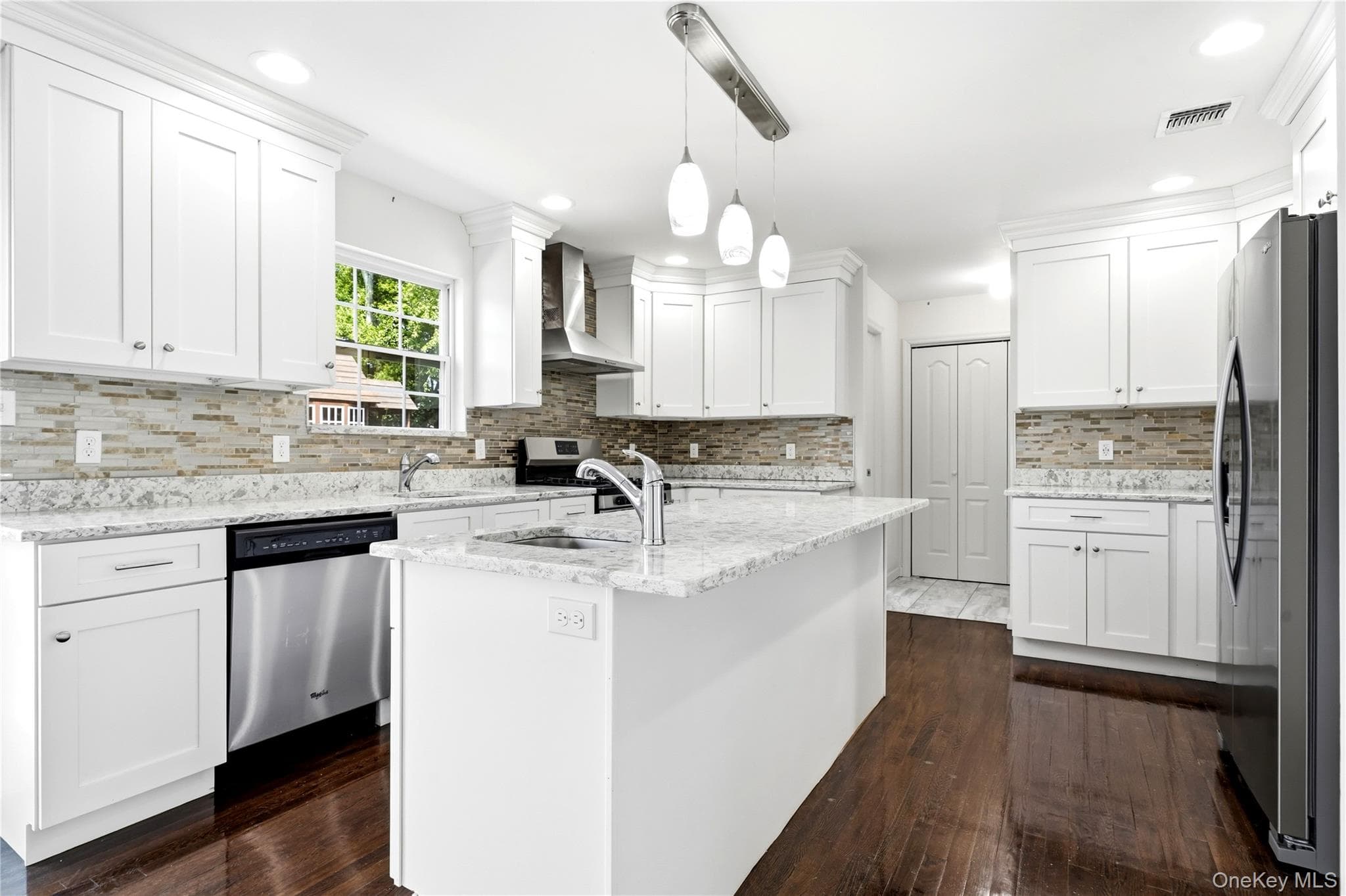 59 Southard Avenue thumbnail 6