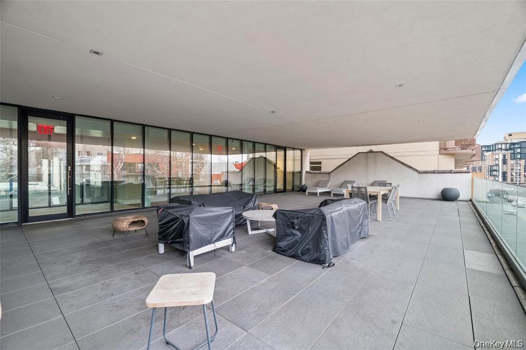 850 Metropolitan Avenue Unit: 1E thumbnail 19
