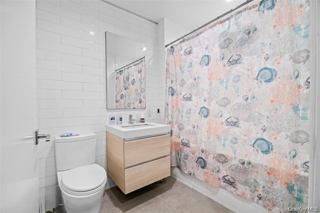 850 Metropolitan Avenue Unit: 1E thumbnail 10