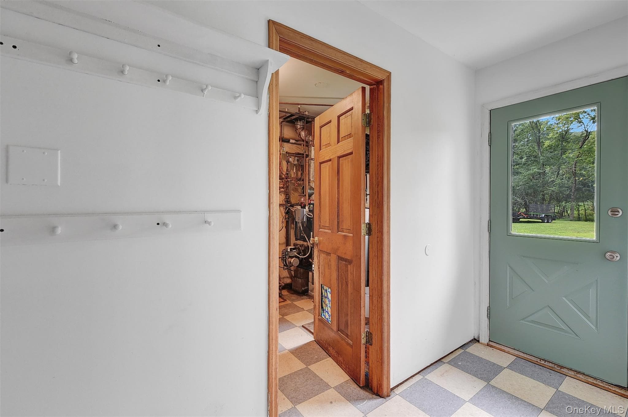 243 Hill Road thumbnail 31
