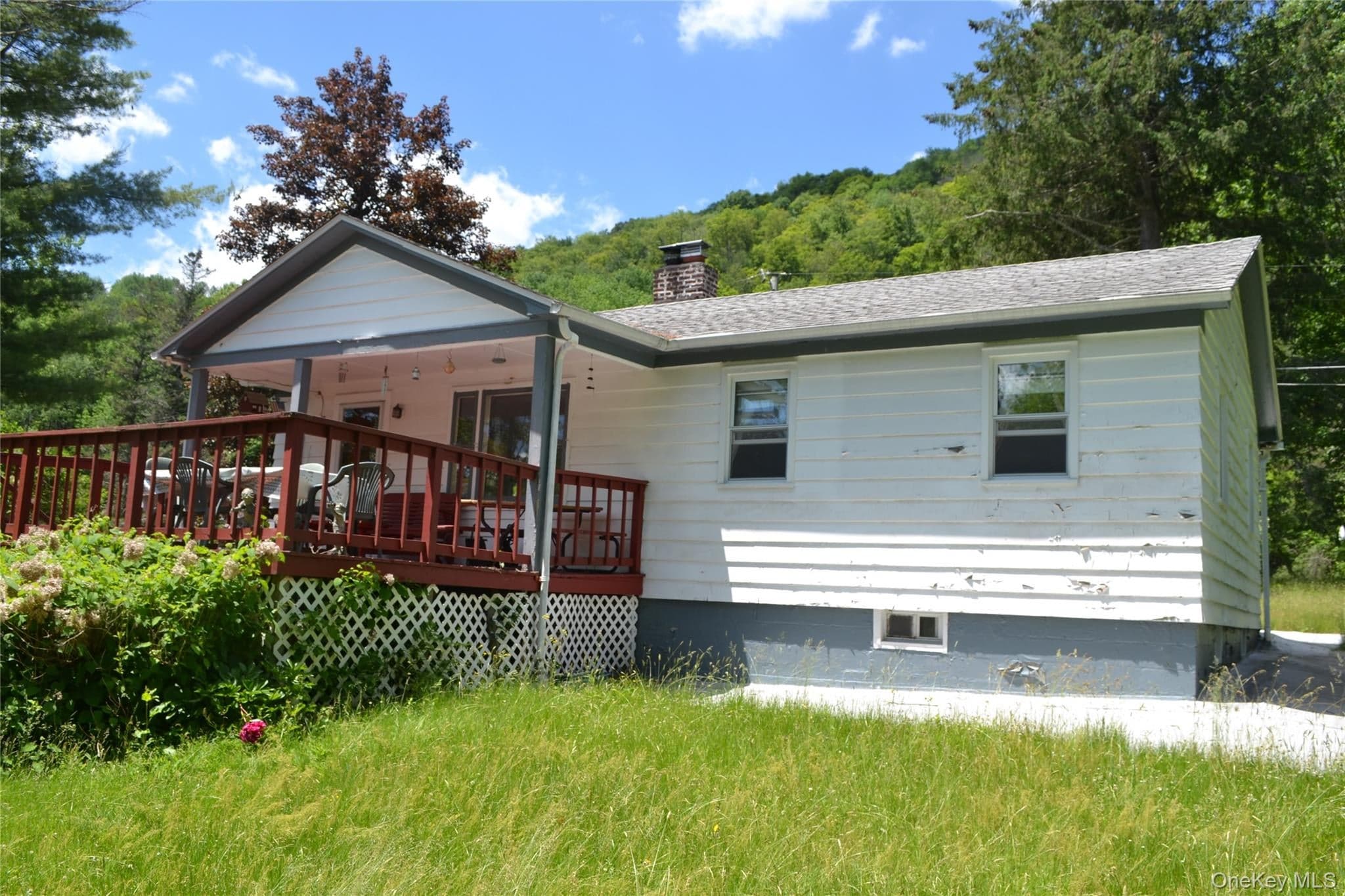 549 Gavette Road thumbnail 2