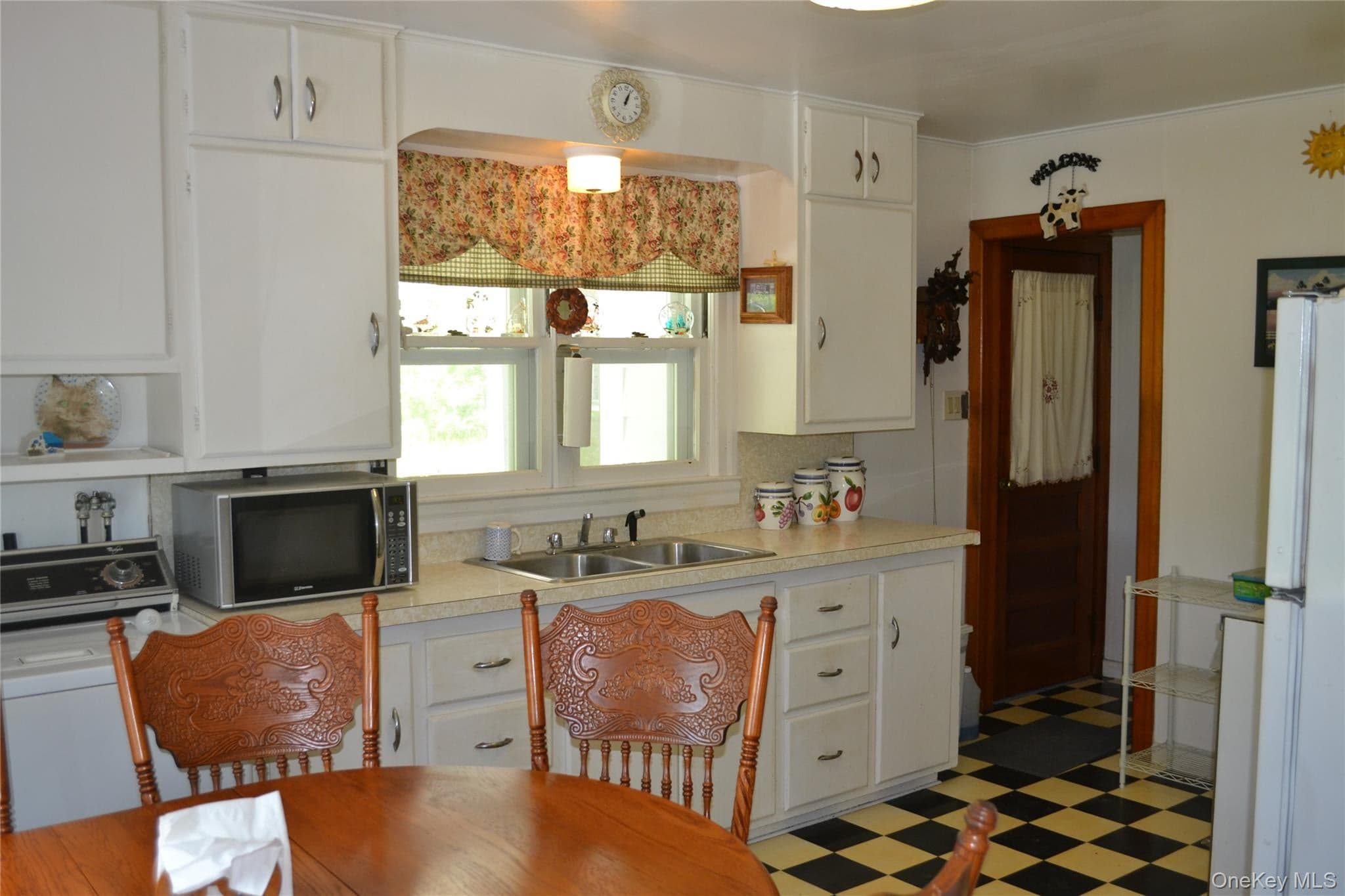 549 Gavette Road thumbnail 18