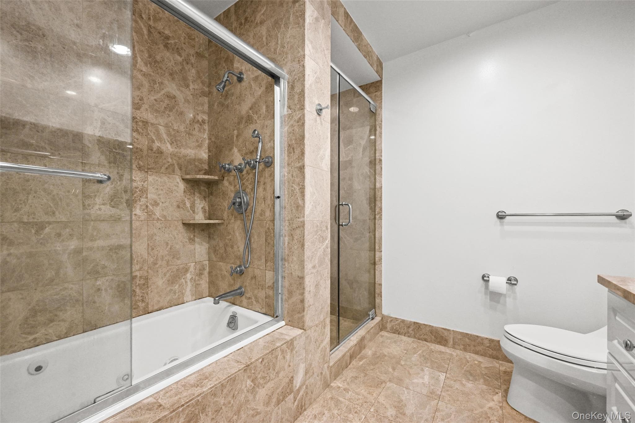 220 Riverside Boulevard Unit: 19L thumbnail 24