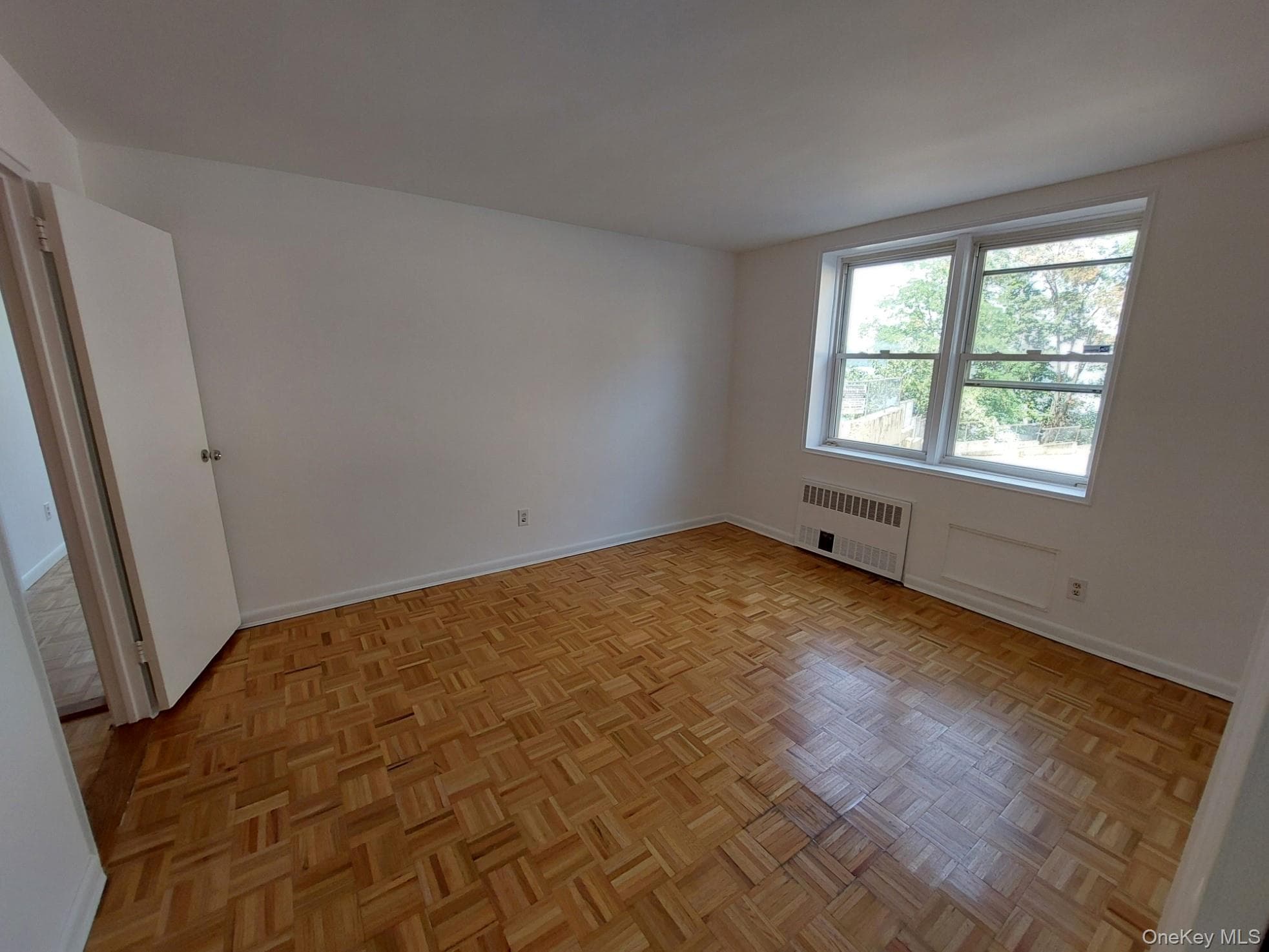 679 Warburton Avenue Unit: 1L thumbnail 10