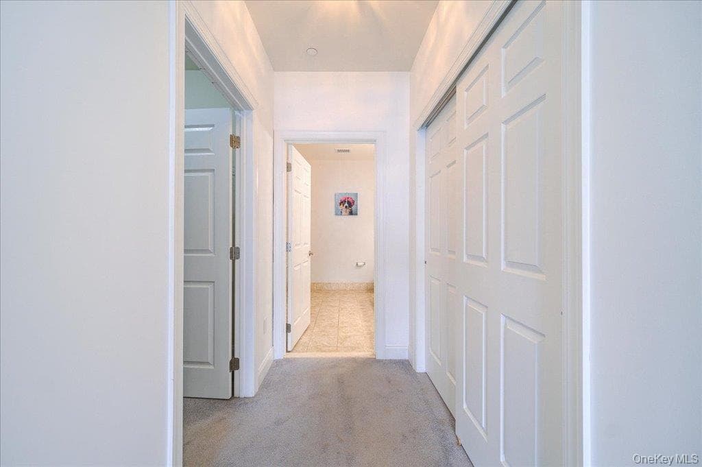 732 Regency Drive thumbnail 29