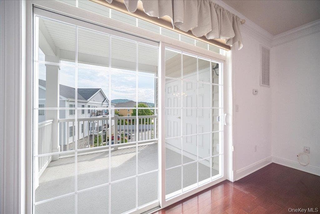 732 Regency Drive thumbnail 35