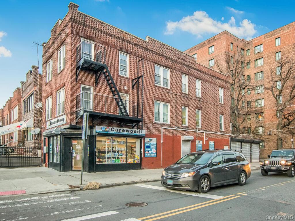 1406 White Plains Road thumbnail 2