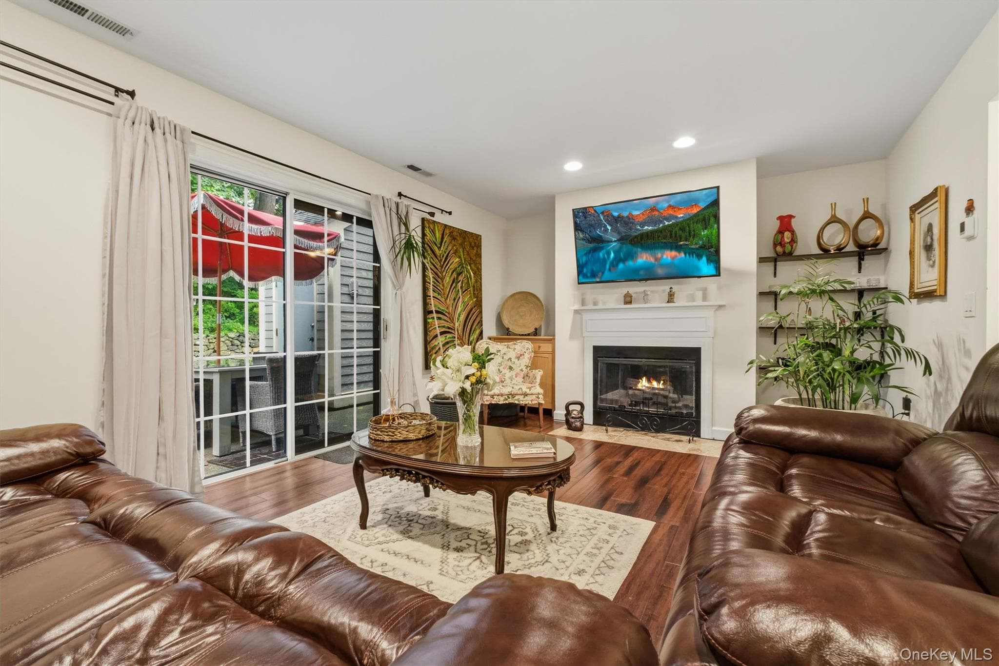 5304 Applewood Circle thumbnail 14