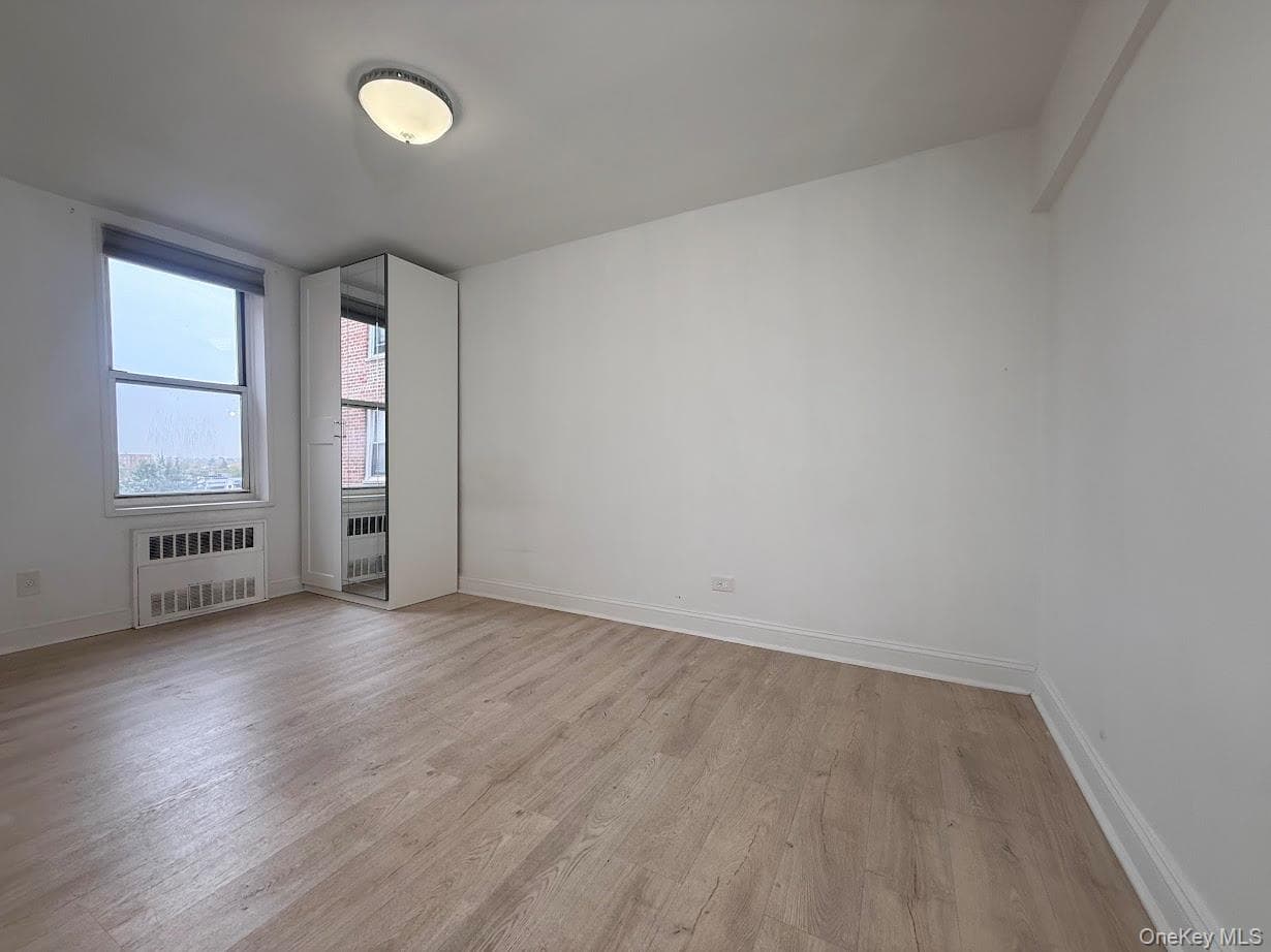 60-11 Broadway Unit: 5E thumbnail 9
