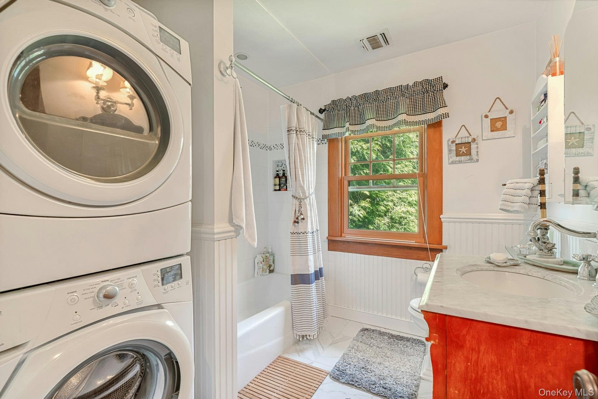 1025 9th Street thumbnail 35